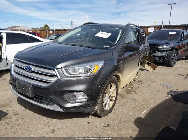 1FMCU9HD7KUA19357 2019 FORD ESCAPE - Image 2