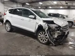 1FMCU9HD7KUA26017 2019 FORD ESCAPE