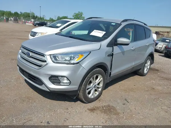 1FMCU9HD7KUA26504 2019 FORD ESCAPE - Image 2