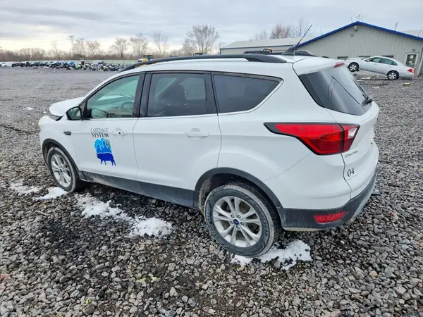 1FMCU9HD7KUA46882 2019 FORD ESCAPE - Image 2