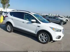 1FMCU9HD7KUA65710 2019 FORD ESCAPE