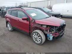 1FMCU9HD7KUB25789 2019 FORD ESCAPE