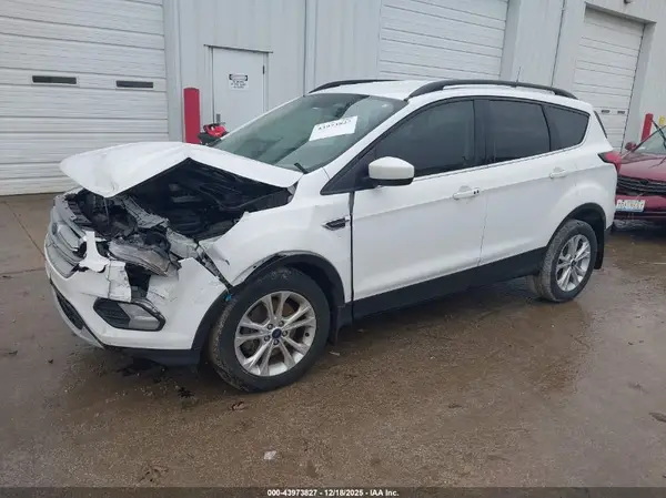 1FMCU9HD7KUB69842 2019 FORD ESCAPE - Image 2