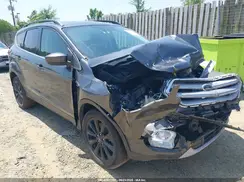 1FMCU9HD7KUB76483 2019 FORD ESCAPE