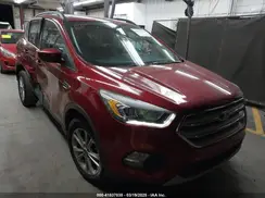 1FMCU9HD7KUB83031 2019 FORD ESCAPE