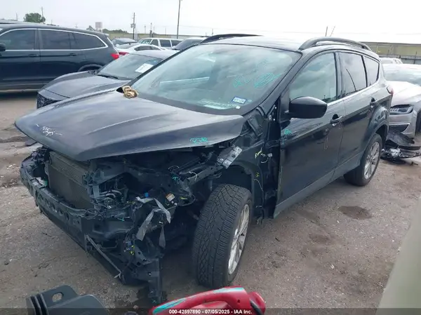 1FMCU9HD7KUC33149 2019 FORD ESCAPE - Image 2
