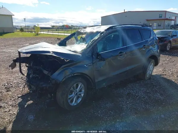1FMCU9HD7KUC37718 2019 FORD ESCAPE - Image 2
