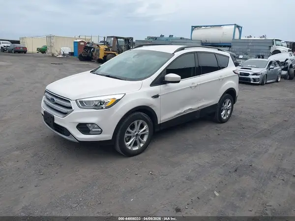 1FMCU9HD8JUA10536 2018 FORD ESCAPE - Image 2