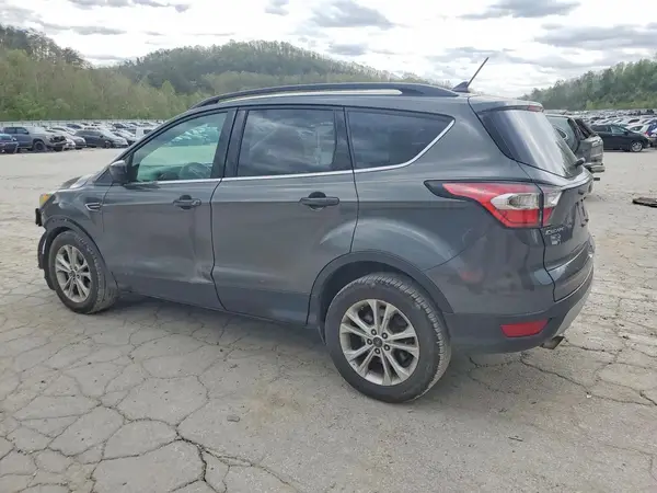 1FMCU9HD8JUA12822 2018 FORD ESCAPE - Image 2