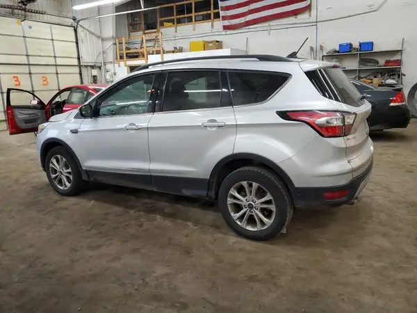 1FMCU9HD8JUA29636 2018 FORD ESCAPE - Image 2