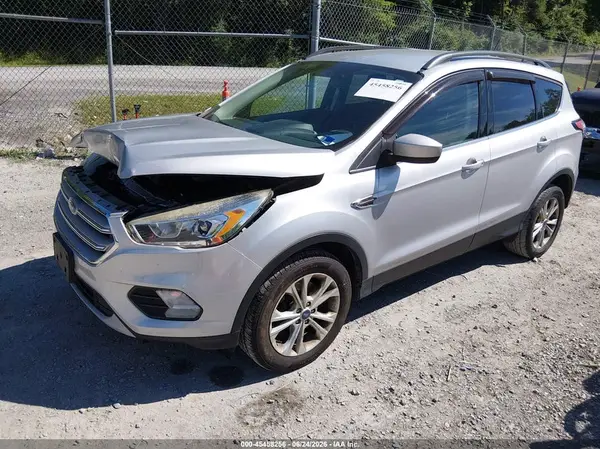 1FMCU9HD8JUA51734 2018 FORD ESCAPE - Image 2