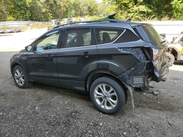 1FMCU9HD8JUB18414 2018 FORD ESCAPE - Image 2