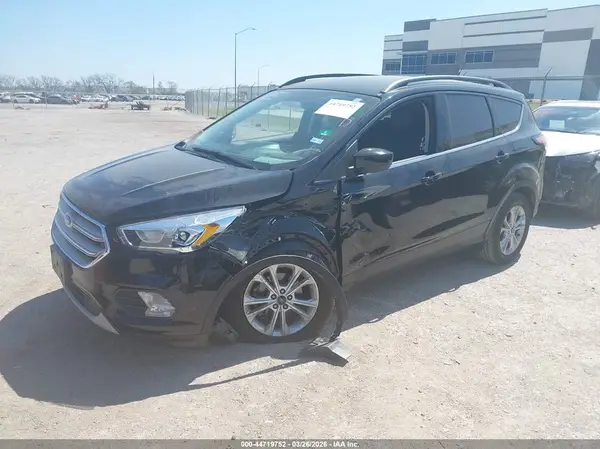 1FMCU9HD8JUB54233 2018 FORD ESCAPE - Image 2
