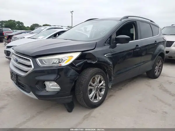 1FMCU9HD8JUB56077 2018 FORD ESCAPE - Image 2