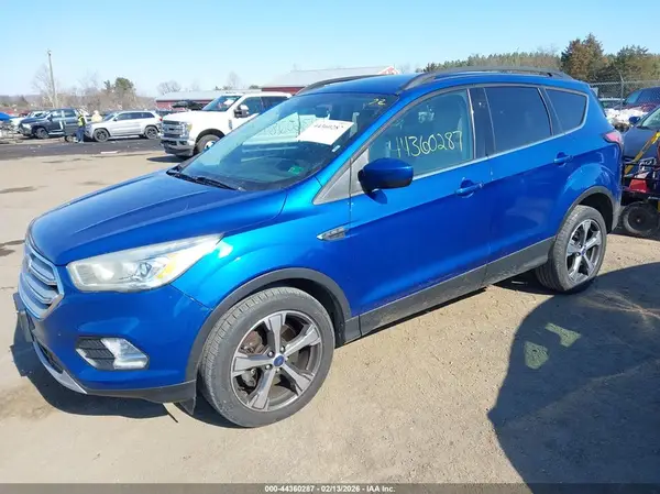 1FMCU9HD8JUB98295 2018 FORD ESCAPE - Image 2