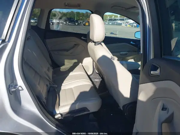1FMCU9HD8JUC24734 2018 FORD ESCAPE - Image 8