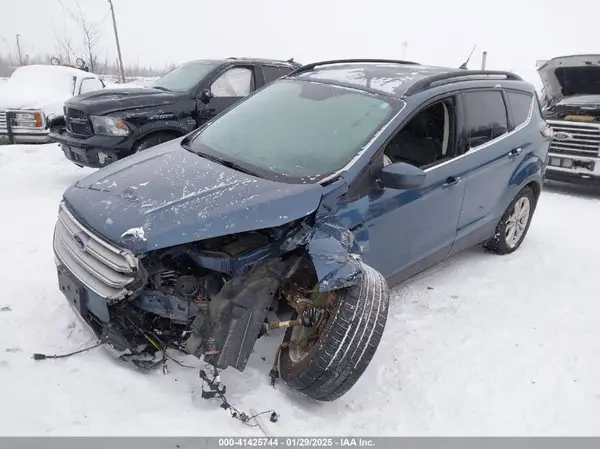 1FMCU9HD8JUC25740 2018 FORD ESCAPE - Image 2