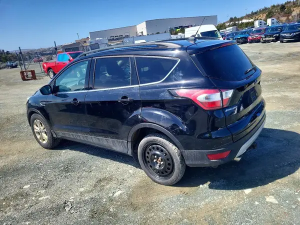 1FMCU9HD8JUC63839 2018 FORD ESCAPE - Image 2