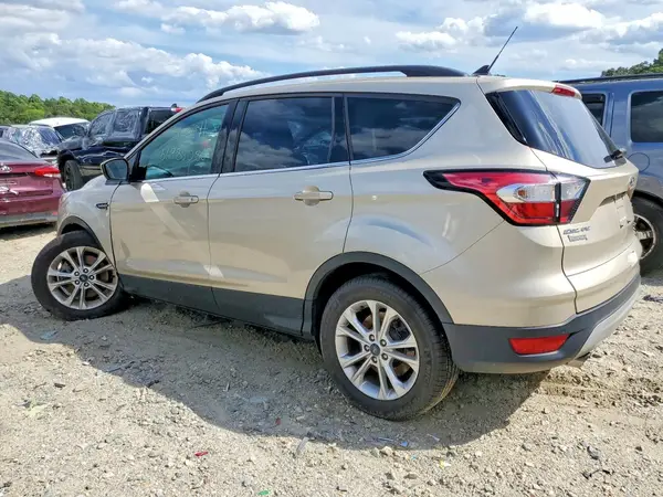 1FMCU9HD8JUC66806 2018 FORD ESCAPE - Image 2
