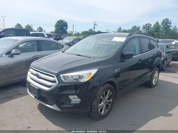 1FMCU9HD8JUC72573 2018 FORD ESCAPE - Image 2