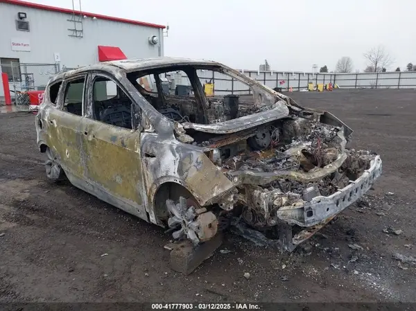 1FMCU9HD8JUC86859 2018 FORD ESCAPE - Image 1