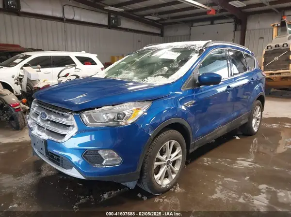 1FMCU9HD8JUD29970 2018 FORD ESCAPE - Image 2