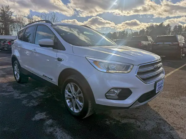 1FMCU9HD8JUD33095 2018 FORD ESCAPE - Image 2
