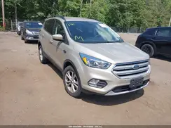 1FMCU9HD8JUD55372 2018 FORD ESCAPE