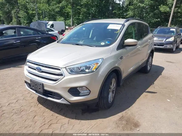 1FMCU9HD8JUD55372 2018 FORD ESCAPE - Image 2