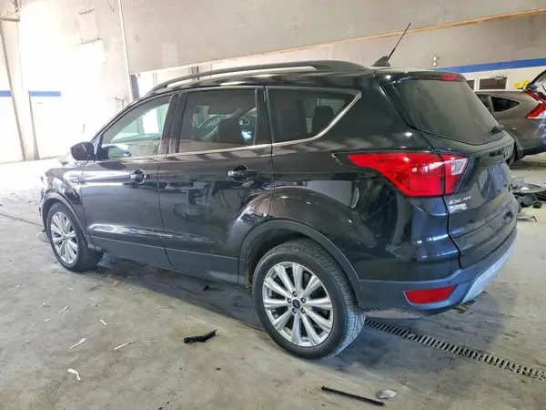 1FMCU9HD8KUA23224 2019 FORD ESCAPE - Image 2