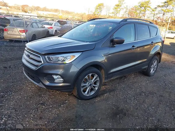 1FMCU9HD8KUA85173 2019 FORD ESCAPE - Image 2