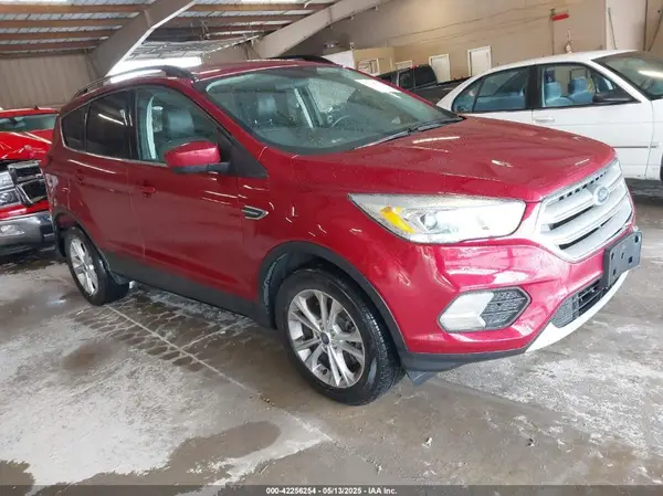 1FMCU9HD8KUA94200 2019 FORD ESCAPE - Image 1