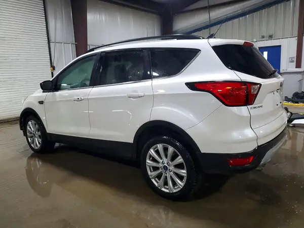 1FMCU9HD8KUB52404 2019 FORD ESCAPE - Image 2