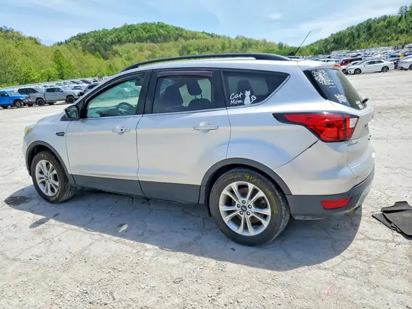 1FMCU9HD8KUB76105 2019 FORD ESCAPE - Image 2