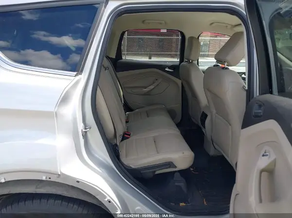 1FMCU9HD8KUB83281 2019 FORD ESCAPE - Image 8