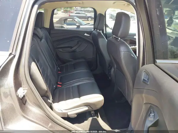1FMCU9HD8KUC31104 2019 FORD ESCAPE - Image 8