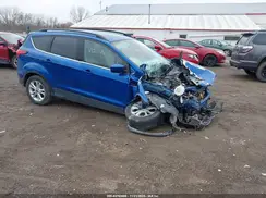 1FMCU9HD8KUC48033 2019 FORD ESCAPE