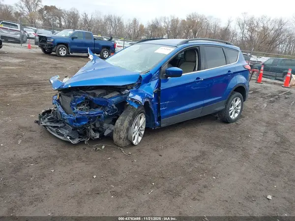 1FMCU9HD8KUC48033 2019 FORD ESCAPE - Image 2
