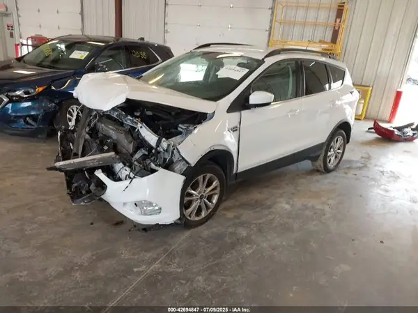1FMCU9HD8KUC58786 2019 FORD ESCAPE - Image 2