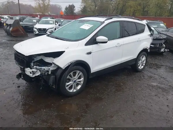 1FMCU9HD9JUA26759 2018 FORD ESCAPE - Image 2