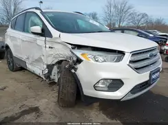 1FMCU9HD9JUA47532 2018 FORD ESCAPE