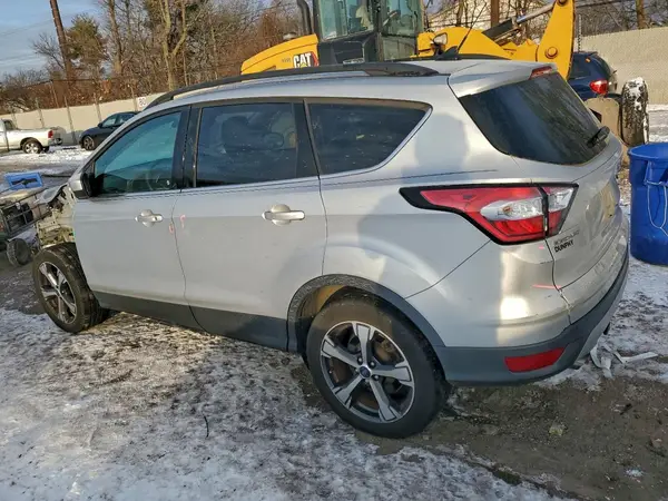 1FMCU9HD9JUA60104 2018 FORD ESCAPE - Image 2