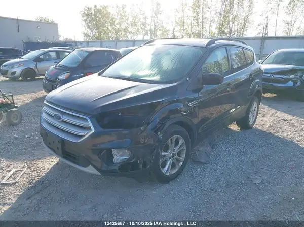 1FMCU9HD9JUA76402 2018 FORD ESCAPE - Image 2
