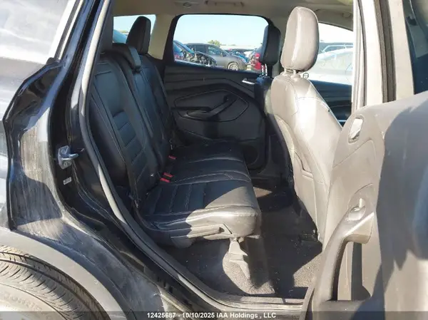 1FMCU9HD9JUA76402 2018 FORD ESCAPE - Image 8