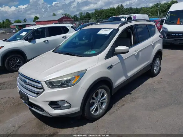 1FMCU9HD9JUA87724 2018 FORD ESCAPE - Image 2
