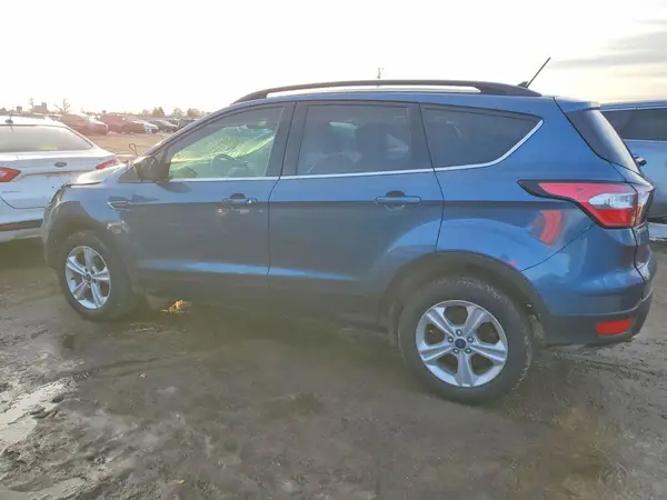 1FMCU9HD9JUA92776 2018 FORD ESCAPE - Image 2