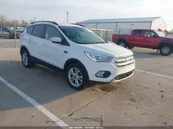 1FMCU9HD9JUA99162 2018 FORD ESCAPE