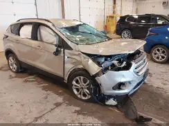 1FMCU9HD9JUB00956 2018 FORD ESCAPE
