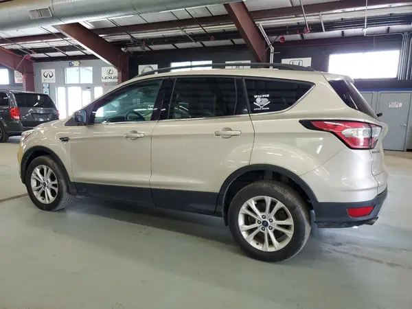 1FMCU9HD9JUB02240 2018 FORD ESCAPE - Image 2