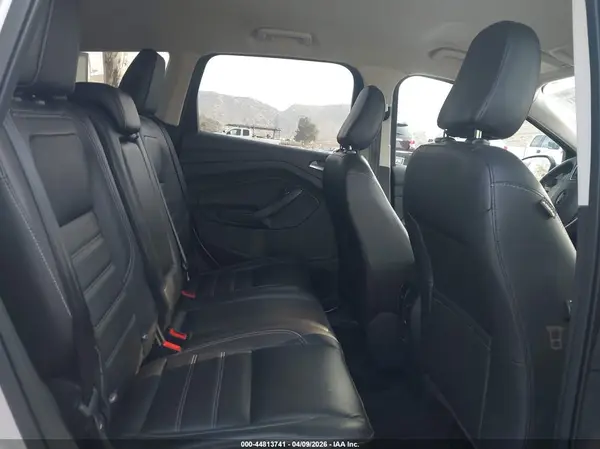 1FMCU9HD9JUB13870 2018 FORD ESCAPE - Image 8